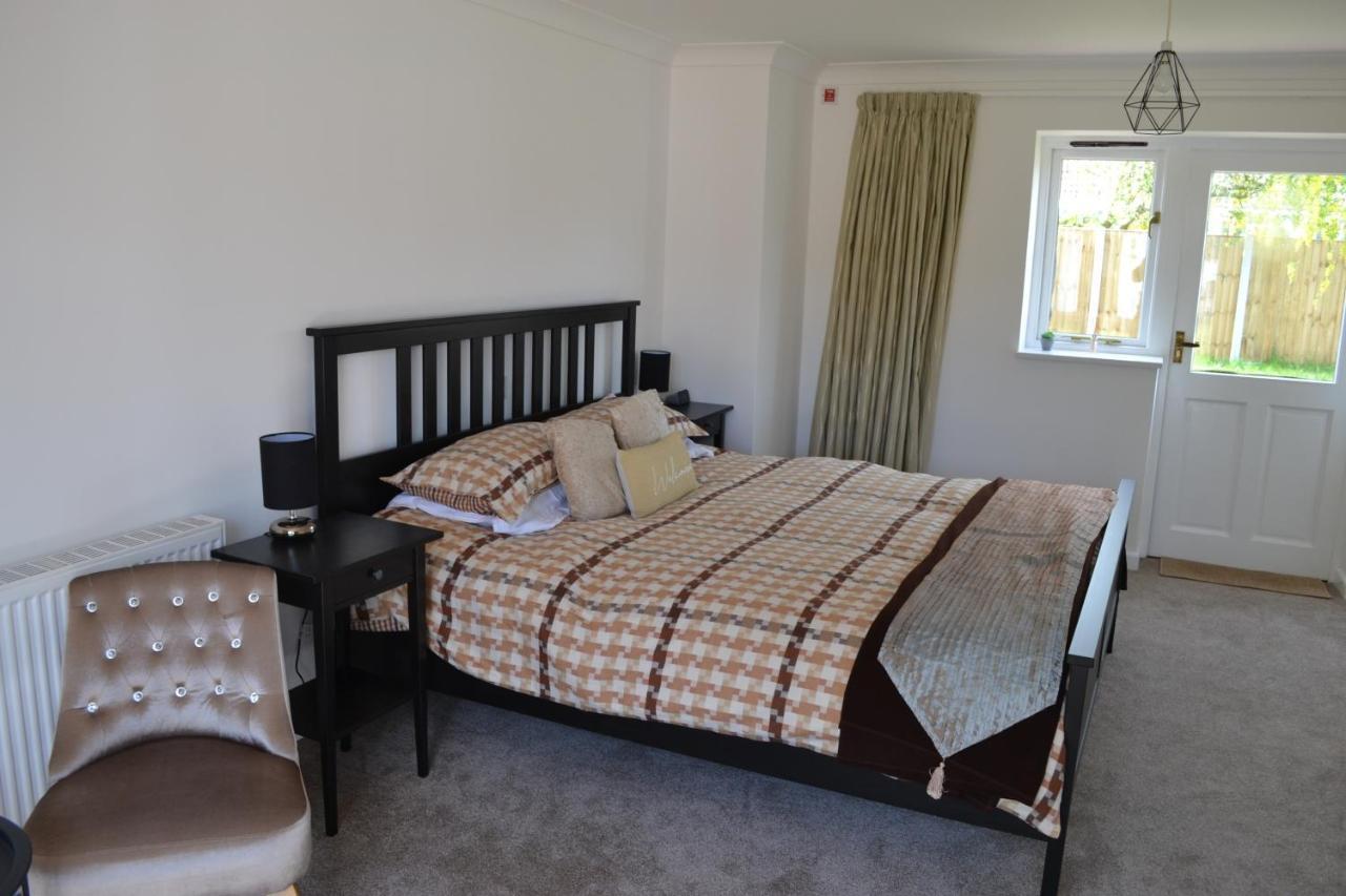 Number 6 - Lytton Tree Lodge, Reydon, Southwold エクステリア 写真