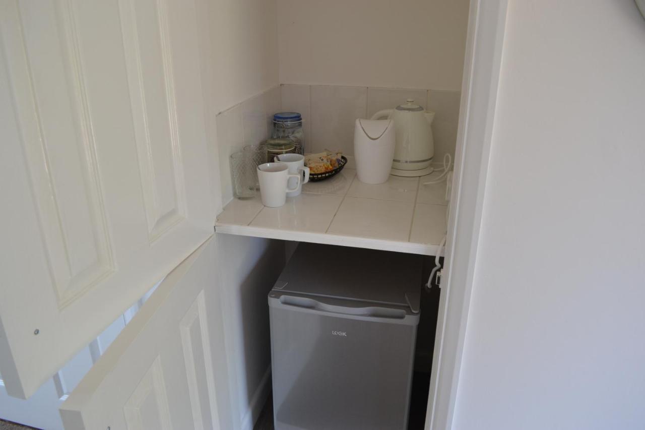 Number 6 - Lytton Tree Lodge, Reydon, Southwold エクステリア 写真