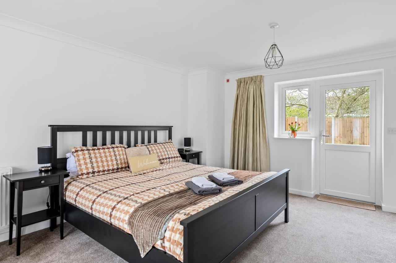 Number 6 - Lytton Tree Lodge, Reydon, Southwold エクステリア 写真